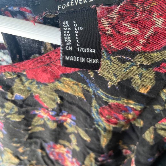 FOREVER 21 FLORAL DRESS - Picture 4 of 6